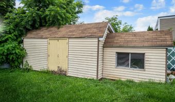 2057 GROVE St, Allentown, PA 18104