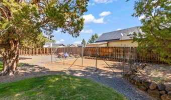 63552 Boyd Acres Rd, Bend, OR 97701