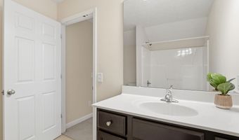 104 Lightwater Ct, Aberdeen, NC 28315