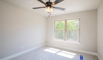 1 Nairn Ln, Bella Vista, AR 72715