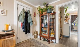 15 Grant St, Bangor, ME 04401