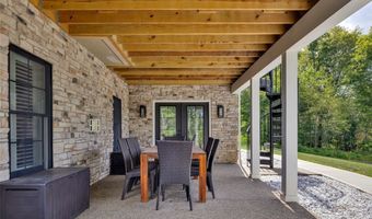 133 Woodford Dr, Adams Twp., PA 16033