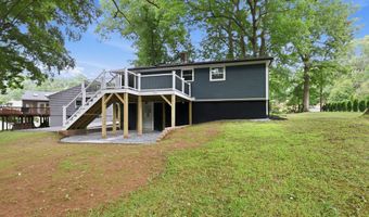 445 Lincoln Dr, Cheshire, CT 06410