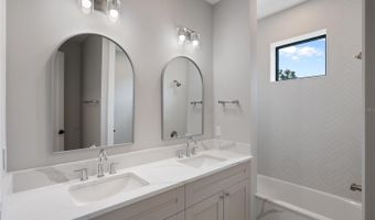 113 W EVANS St, Orlando, FL 32804