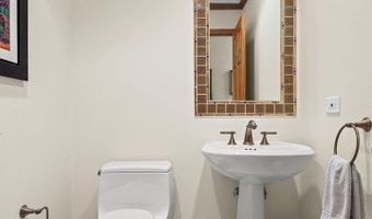 2409 E Greshan Ct, Arlington Heights, IL 60004