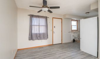 1005 6th St NW, Altoona, IA 50009