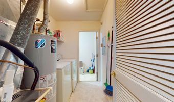 90 E Woodland Ave 90, Absecon, NJ 08201