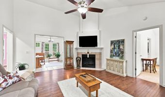 612 Seymour St, Aberdeen, NC 28315