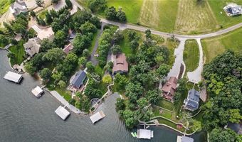 1066 Lake Viking Ter, Altamont, MO 64620