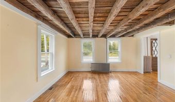 201 Plainfield Pike, Foster, RI 02825