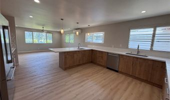 135 Kakahiaka St, Kailua, HI 96734