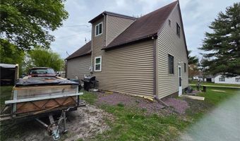 1803 SE Marshall St, Albert Lea, MN 56007