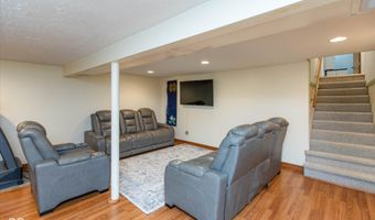 8210 Burn Ct, Indianapolis, IN 46217
