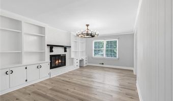 4373 Buckingham Cir, Decatur, GA 30035