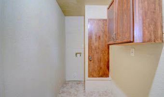 823 La Luz Dr, Belen, NM 87002