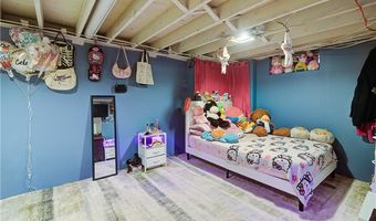 270 Woodward Ave, East Providence, RI 02914