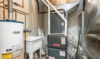 319 Ridge St, Alton, IL 62002