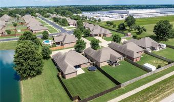 4002 SW Flatrock Cv, Bentonville, AR 72713