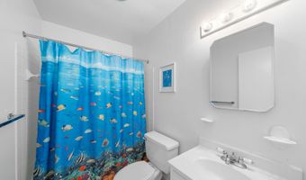 45 W 19th St, Avalon, NJ 08202