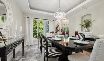 925 N River Rd, Algonquin, IL 60102