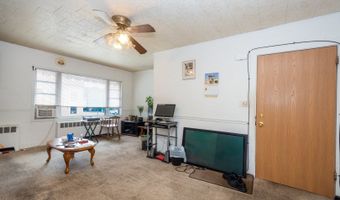 382 Lake St, Antioch, IL 60002