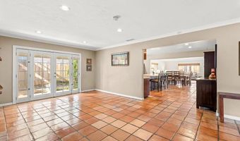 1070 Paula Way, Escondido, CA 92027