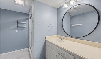 2 William Ln, Bella Vista, AR 72715