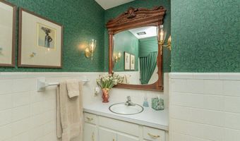 90 Manville Ave, Barnwell, SC 29812