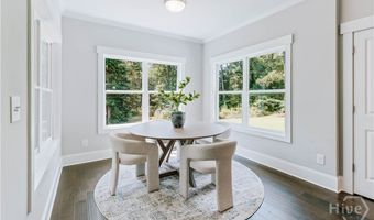 105 Inverness Rd, Athens, GA 30606
