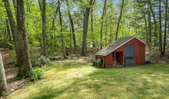 12 Lord Jeffrey Dr, Amherst, NH 03031