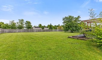 2845 Sleeping Ridge Way, Indianapolis, IN 46217