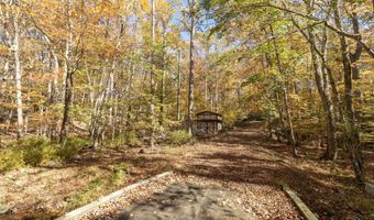 4 Laurel Ln, Clinton, CT 06413