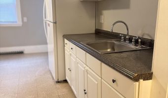 15-17 Pleasant St, Auburn, ME 04210