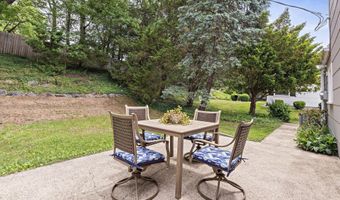 150 Idlebrook Ln, Aberdeen, NJ 07747