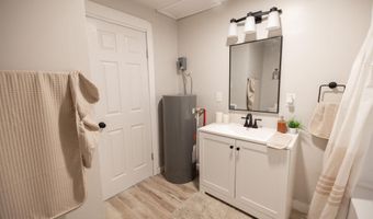 2410 Central Ave, Anderson, IN 46016