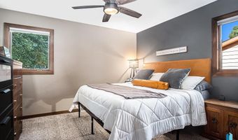 1212 E Cedar St, Brandon, SD 57005