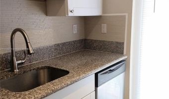 10001 W Bay Harbor Dr 204, Bay Harbor Islands, FL 33154