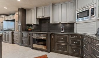 12 S Kihei Rd E2, Kihei, HI 96753