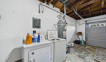 1983 Ernest Way, Arcata, CA 95521