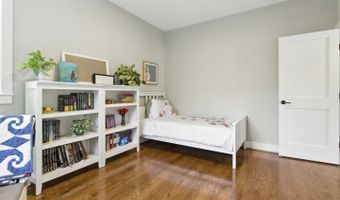 9206 FERNWOOD Rd, Bethesda, MD 20817
