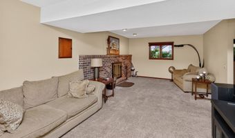 1201 SE Michael Dr, Ankeny, IA 50021