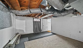 110 W Albert, Adrian, MI 49221