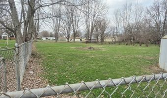 101 W Givens St, Abingdon, IL 61410