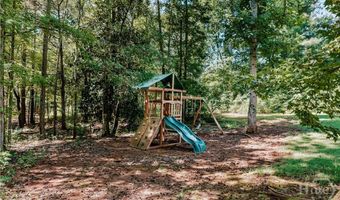 105 Inverness Rd, Athens, GA 30606
