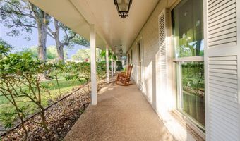 1820 Clare Dr, Alice, TX 78332
