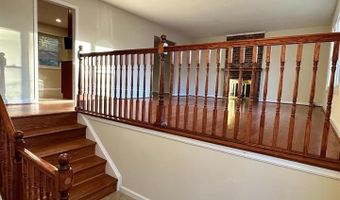 8722 POSTOAK Rd, Rockville, MD 20854