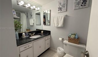 18011 Biscayne Blvd 805, Aventura, FL 33160