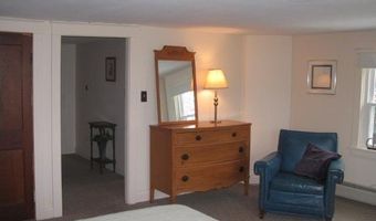 35 Treasure Rd, Narragansett, RI 02882