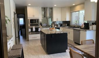 7042 Almaden Ln, Carlsbad, CA 92009