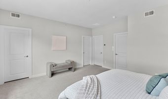 43372 WHITEHEAD Ter, Ashburn, VA 20148